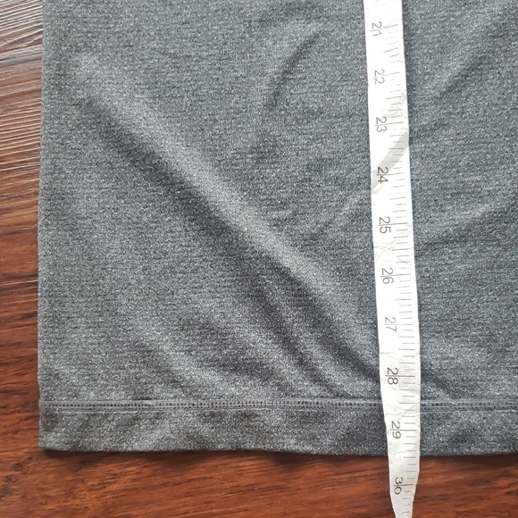 Vuori Men's Gray Athleisure Workout Tank Top - Picture 4 of 5